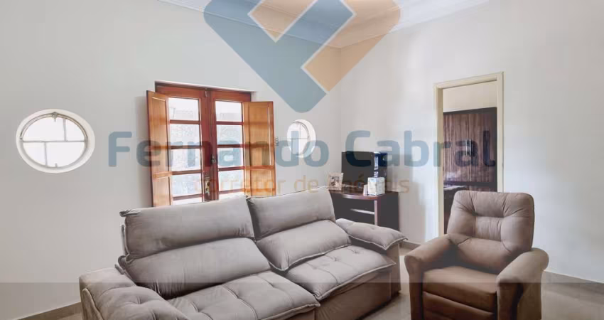 Duas casas vendidas, dentro do mesmo terreno 680,40m².