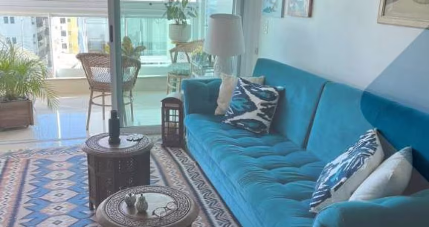 Apartamento a venda em Charitas, 3 quartos.