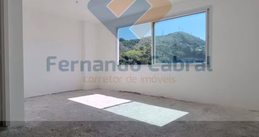 Sala comercial à venda em santa rosa, sol da manhã com vaga de garagem.