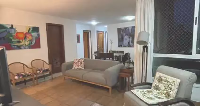 Apartamento à venda em icaraí, sol da manhã com três dormitórios.