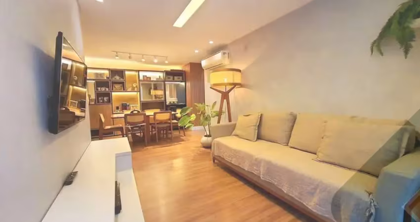 Apartamento à venda em icaraí: 3 quartos, 1 suíte, 2 vagas de garagem - niterói-rj - 110m²