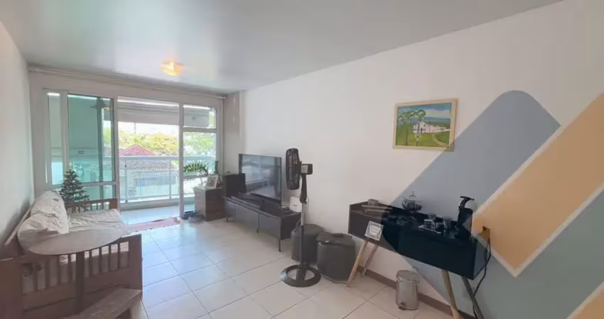 Imperdível oportunidade de investimento: apartamento à venda em icaraí, niterói-rj, com 2 quartos, 1 suíte, 1 sala, 3 banheiros, 1 vaga na garagem e 112m².