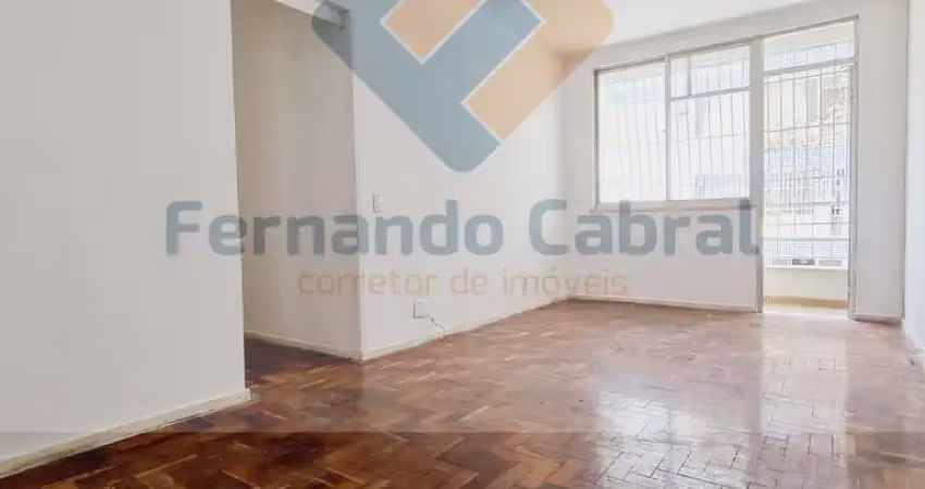 Apartamento à venda em santa rosa, niterói-rj: 2 quartos, 1 sala, 2 banheiros, 1 vaga. aproveite!