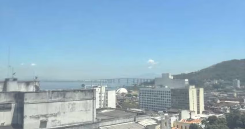 Sala Comercial à Venda no Condomínio Centro de Niterói-RJ: 1 Sala, 1 Banheiro, 20m² de Área