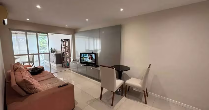 Apartamento frente varandão com 2 quartos a venda na gleba b