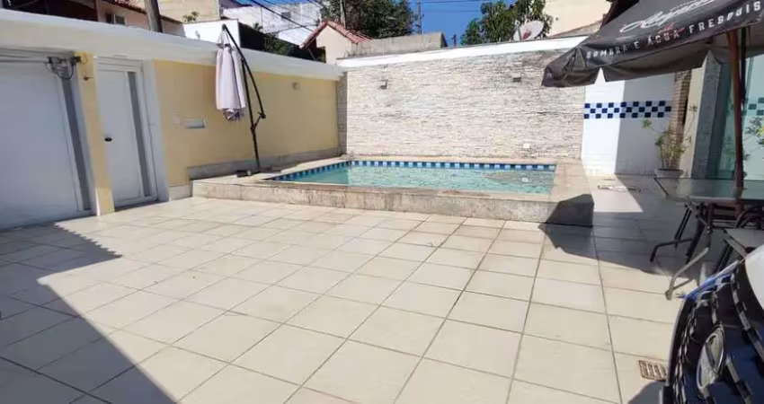 Casa com 3 quartos à venda na Rua Pico do Andaraí, 171, Taquara, Rio de Janeiro