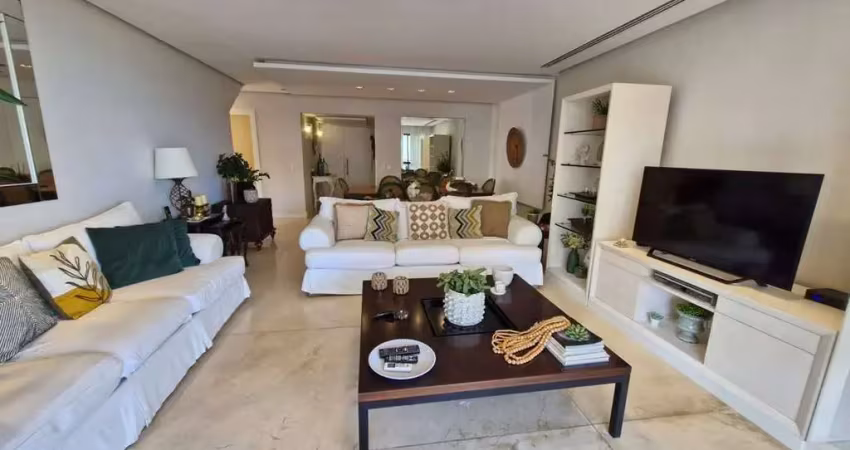 Cobertura duplex com 5 quartos no condomínio waterways
