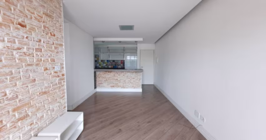 Apartamento em um dos melhores Condomínios da região - Imóvel com ótimo acabamento e decoração pronto para morar.