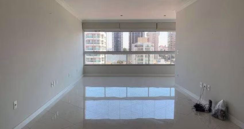 Apartamento no Condominio Vila Verde 150m² com 3 suítes e móveis planejados - Condomíno completíssimo.