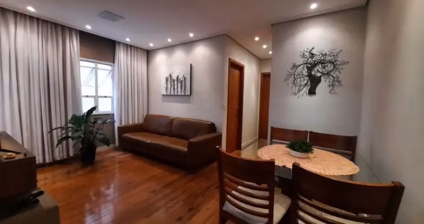 More em lindo apartamento com 70 metros e ótima localização.