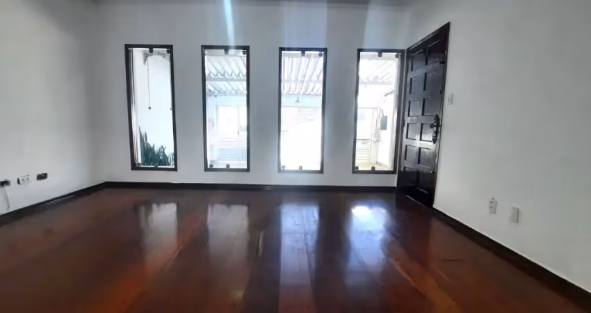 Sobrado no coração do Jardim do mar com 4 quartos e 3 vagas.