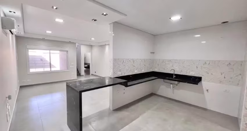 Sobrado novo de alto padrão aceita permuta até 80% do valor!! - com 03 quartos 03 vagas e terraço com hidomassagem e churrasqueira.