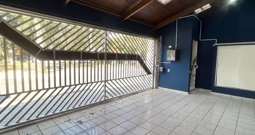 Sobrado no jardim hollywood com 03 dorms 03 suítes 03 vagas de garagem por 850 mil.
