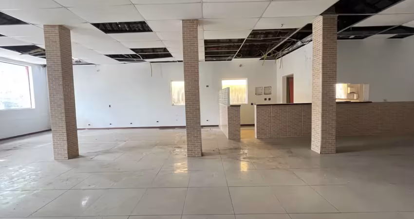 Imóvel comercial com 4 vagas em localização privilegiada no jardim do mar.