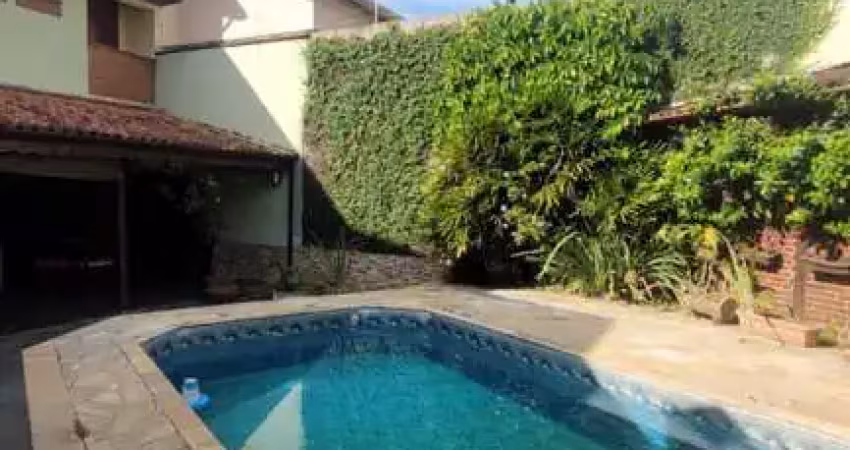 Sobrado para Venda em Mogi das Cruzes, Vila Oliveira, 3 dormitórios, 3 suítes, 5 banheiros, 7 vagas