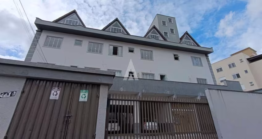 Apartamento com 2 dormitórios , sala de estar e jantar, cozinha e bwc social.