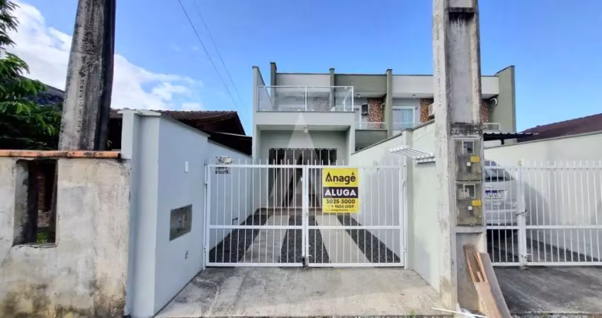 Casa residencial com 2 quartos  para alugar, 90.00 m2 por r$1900.00  - vila nova - joinville/sc