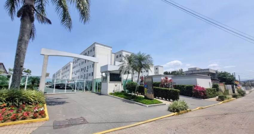 Apartamento é composto por 02 dormitórios, sala de estar/jantar, cozinha, 01 banheiro social e área de serviço