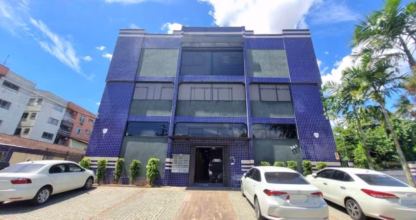 Sala para alugar, 65.00 m2 por R$1400.00  - America - Joinville/SC