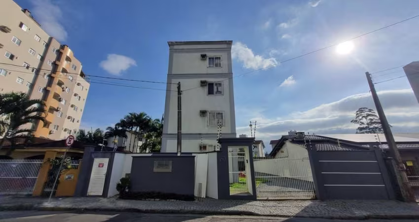 Apartamento com 3 quartos  para alugar, 73.46 m2 por R$1600.00  - Costa E Silva - Joinville/SC