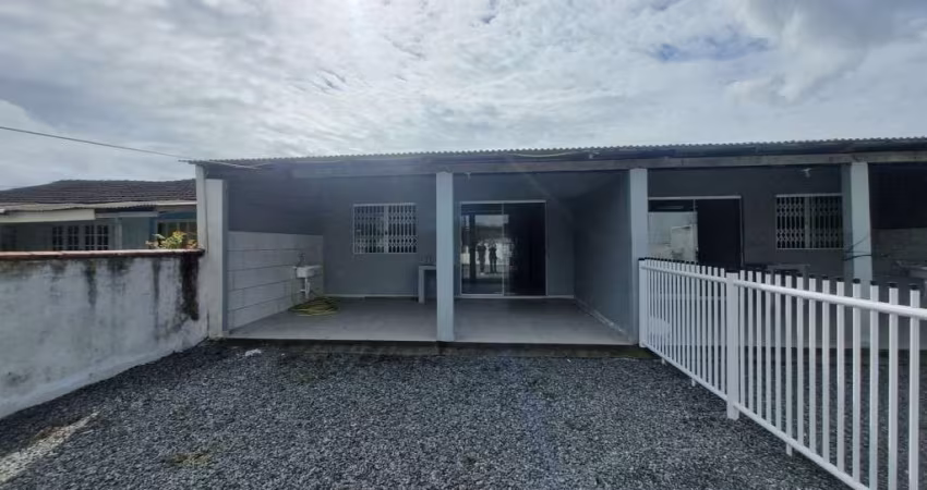 Casa residencial com 2 quartos  para alugar, 60.00 m2 por R$1400.00  - Espinheiros - Joinville/SC