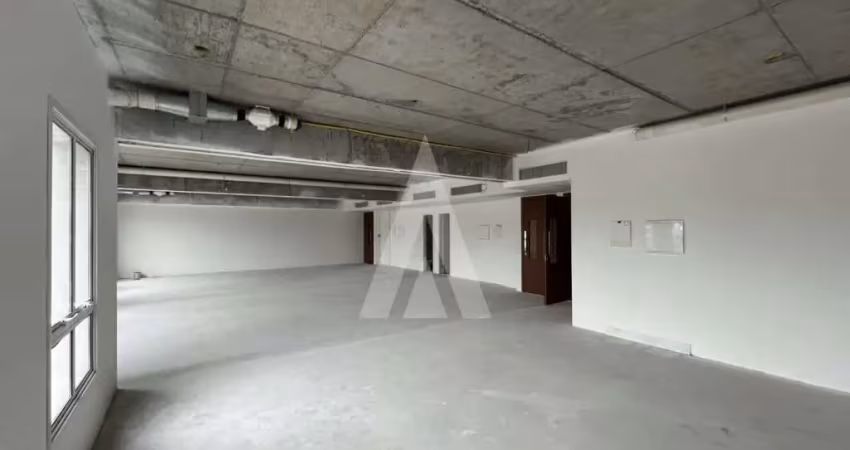 Sala para alugar, 148.05 m2 por r$7698.60  - bom retiro - joinville/sc
