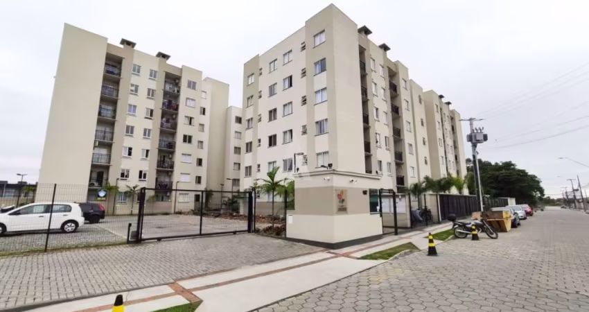 Apartamento com 2 quartos  para alugar, 52.17 m2 por R$1400.00  - Aventureiro - Joinville/SC