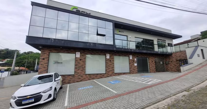 Loja para alugar, 68.54 m2 por R$2500.00  - Floresta - Joinville/SC