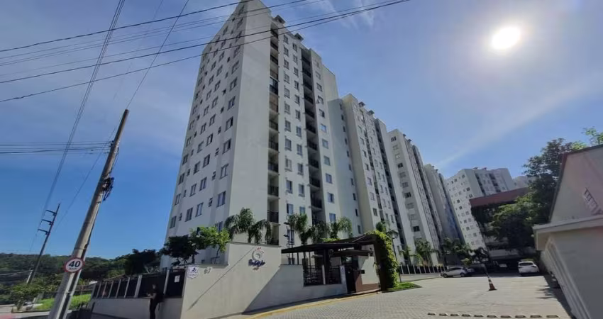 Apartamento com 2 quartos  para alugar, 52.17 m2 por R$1900.00  - Bucarein - Joinville/SC