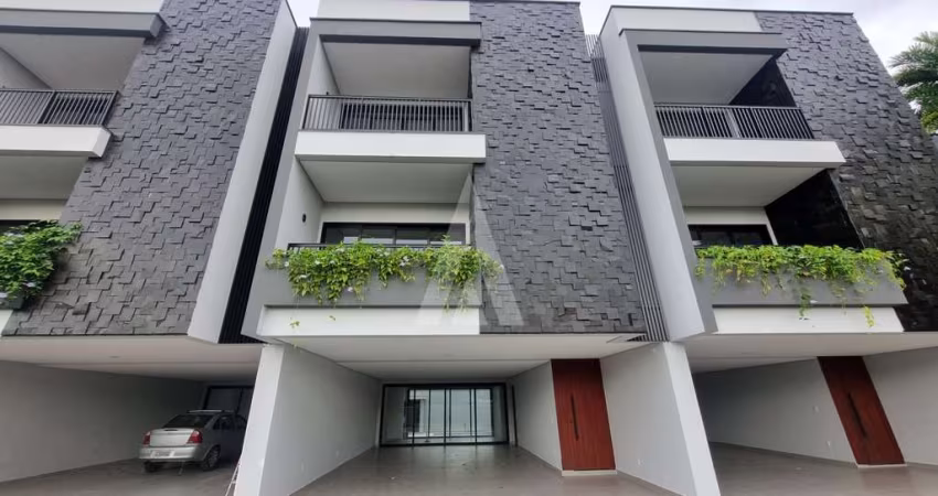Casa residencial para alugar, 306.43 m2 por R$16000.00  - Gloria - Joinville/SC