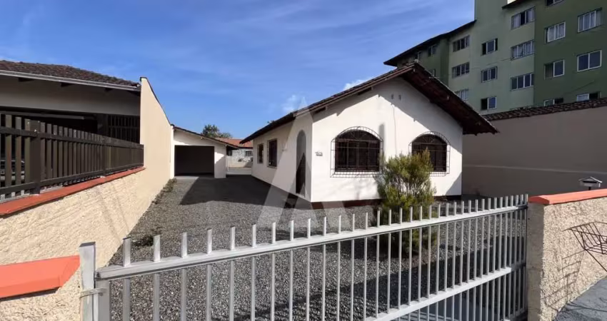 Casa residencial com 3 quartos  para alugar, 118.25 m2 por r$2800.00  - costa e silva - joinville/sc