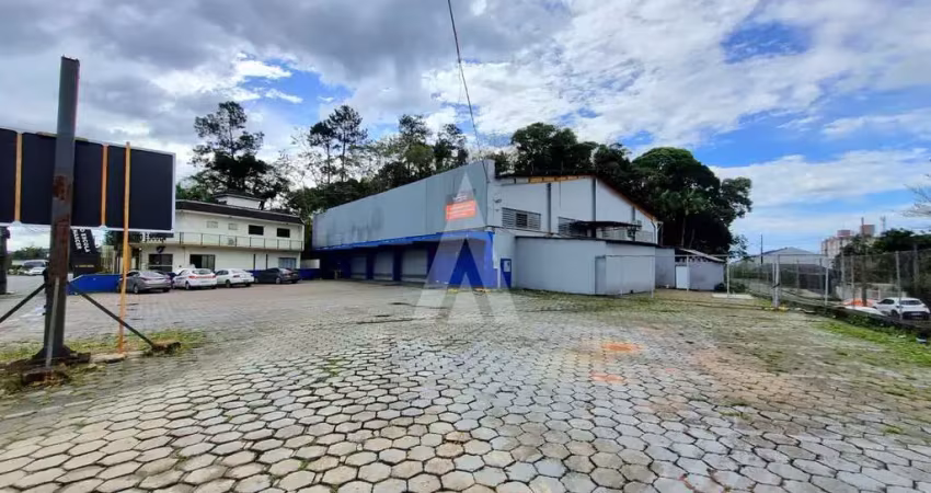 Loja para alugar, 738.99 m2 por r$32000.00  - floresta - joinville/sc