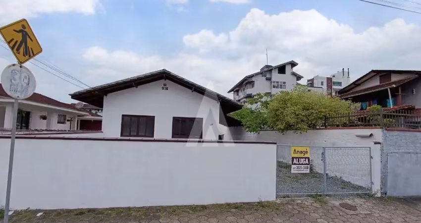 Casa residencial com 2 quartos  para alugar, 52.20 m2 por r$1250.00  - guanabara - joinville/sc
