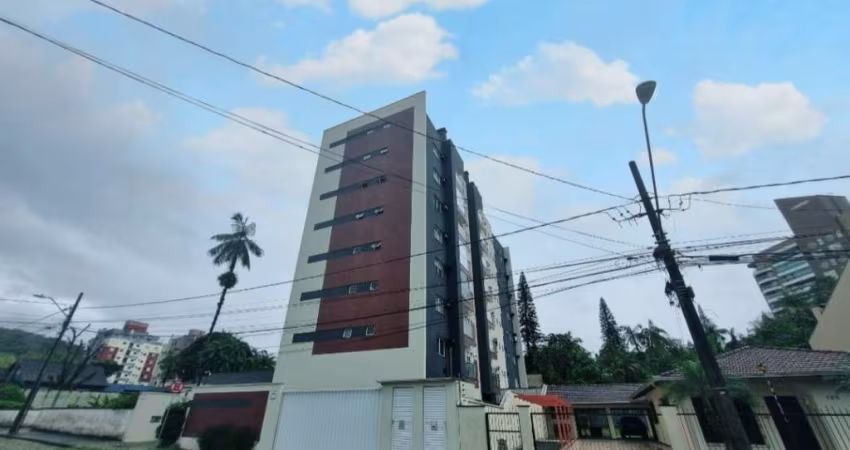 Apartamento com 3 quartos  para alugar, 81.10 m2 por R$2950.00  - Atiradores - Joinville/SC