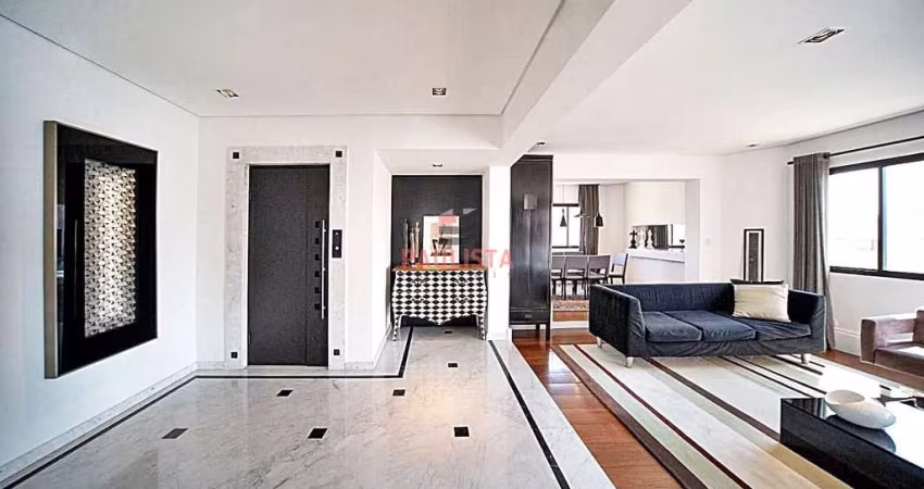 Cobertura Duplex com 364m², 5 vagas, piscina à venda em Moema Índios
