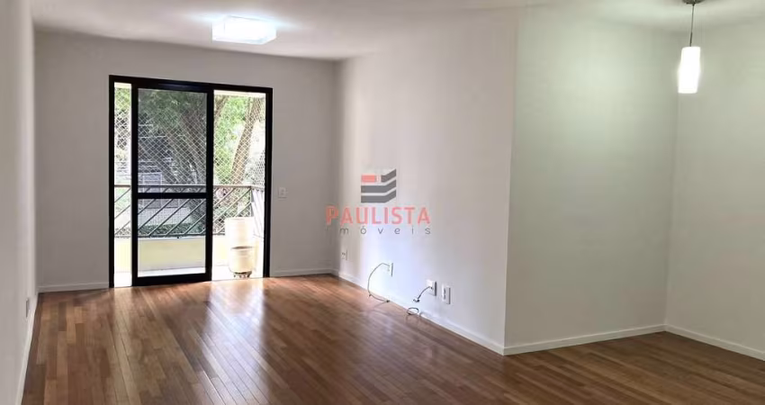 Apto à venda, com  03 dormitórios, 2 vagas fixas independentes, ao lado do metrô Vila Mariana,na Vi