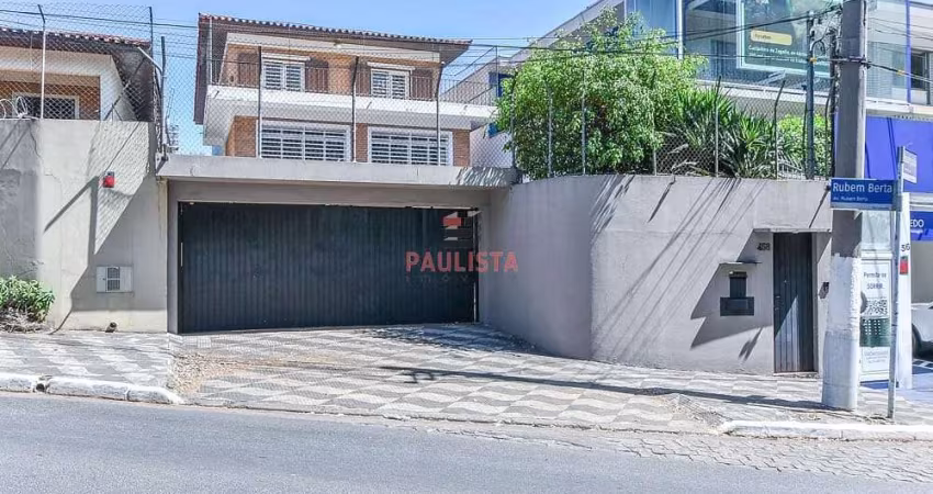 Sobrado Comercial à venda com 330m², a poucos metros da av. Rubem Berta, Planalto Paulista