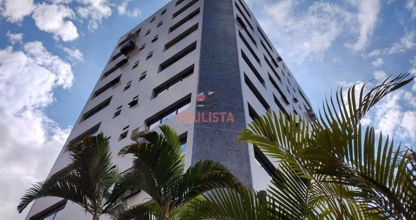 Conjunto comercial  próximo ao Metrô Santa Cruz na Vila Mariana