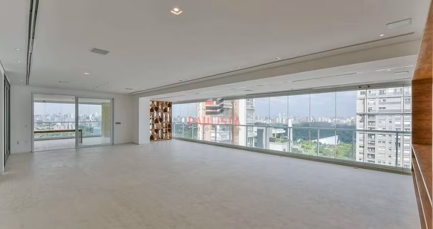 Luxuoso apartamento com 412m² à venda na Vila Mariana, próximo ao Parque Ibirapuera.