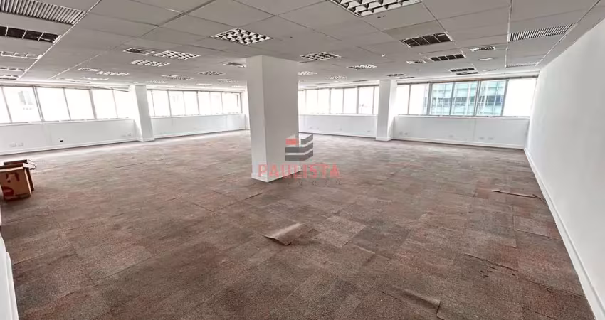Andar corporativo venda de 189 m2 a/u de vão livre com 3 banheiros, 1 copa, 4 vagas  cerqueira césa