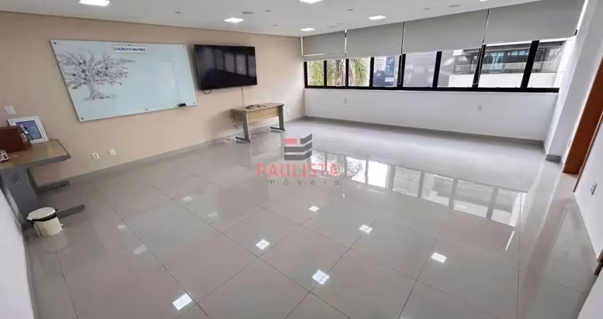 Conjunto comercial reformado a venda, 118 m2 a/u, 5 sala, 2 banheiros, 1 cozinha, 1 vaga, bela vist