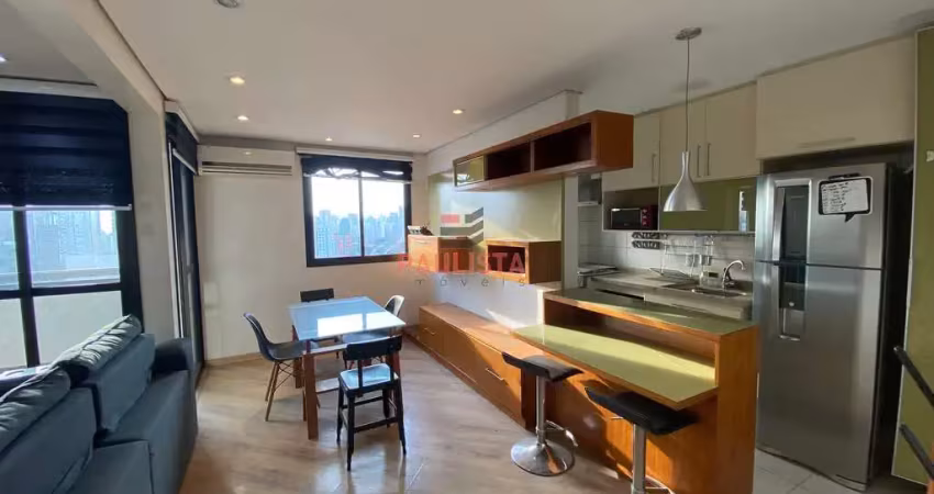 Apartamento com 54m²,  planta original 2 quartos, 1 banheiro , sala, sacada, cozinha e área de serv