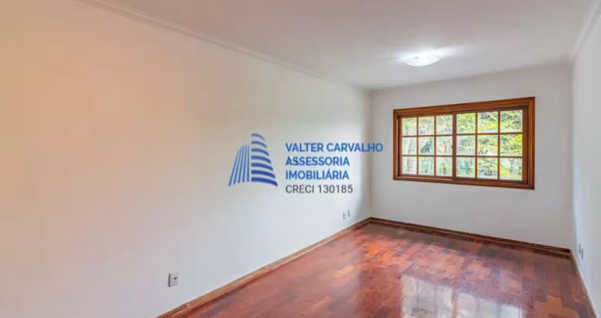Casa com 3 quartos para alugar na Rua Bento de Abreu, Vila Romana, São Paulo