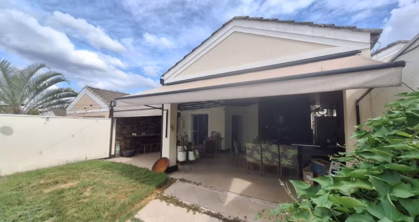 Casa a venda condomínio Villa Bella com Porteira Fechada