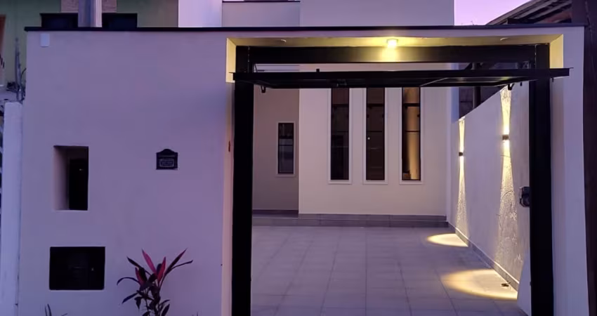 Linda Casa Térrea à Venda no bairro  Itangua dois quartos sendo uma suíte