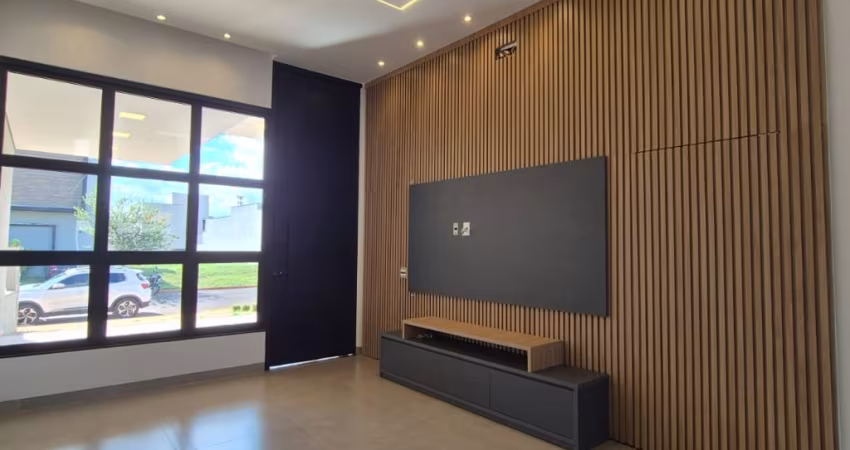 Casa em Condomínio com 3 quartos e piscina
