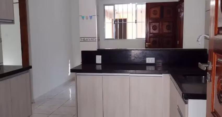 Alugam-se está casa no jd: são marcos/embu das artes