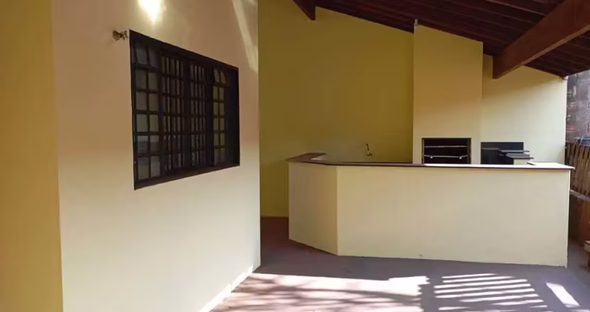 Casa com 3 dormitórios para alugar, 220 m² por r$ 2.200,00/mês - ibirapuera - barretos/sp