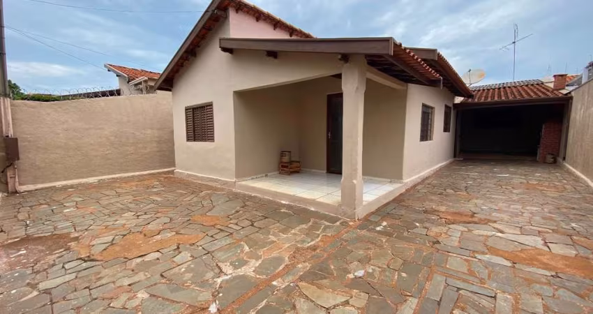 Casa com 3 dormitórios à venda, 142 m² por R$ 300.000,00 - América - Barretos/SP