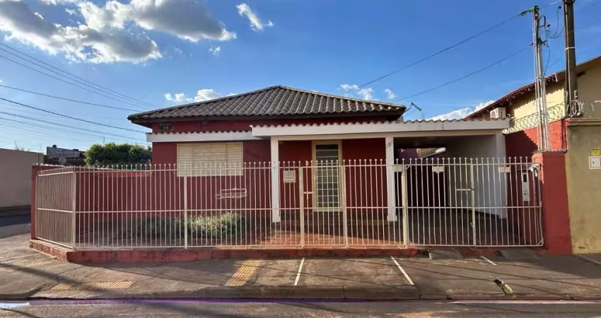 Casa com 3 dormitórios para alugar, 77 m² por r$ 1.337,00/mês - jardim alvorada - barretos/sp